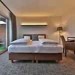 Panoramahotel Fliesserhof 3*