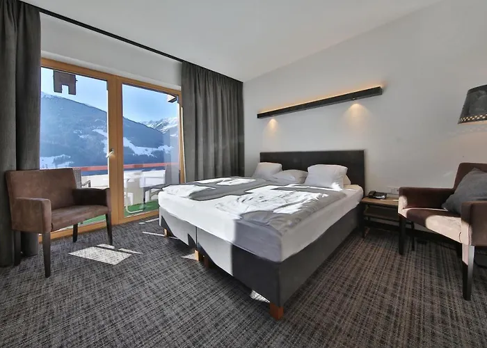 Panoramahotel Fliesserhof 3*