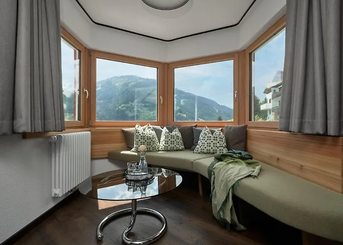 Hotel Panoramahotel Fliesserhof 3*