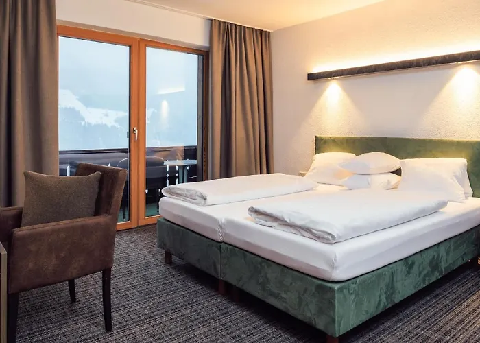 Hotel Panoramahotel Fliesserhof 3*