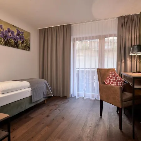 Panoramahotel Fliesserhof Hotell Fliess