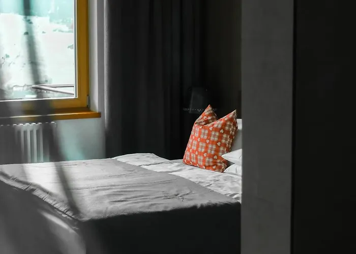 فندق Panoramahotel Fliesserhof فليس