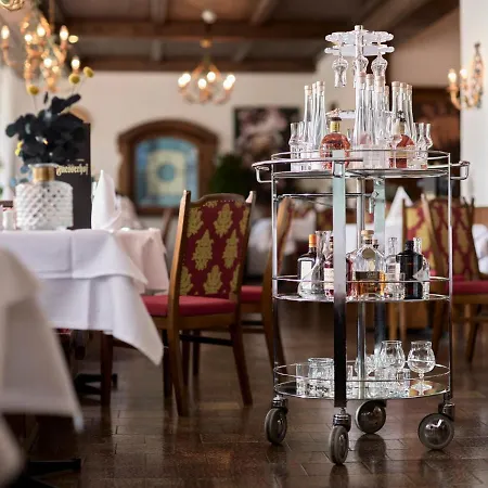 فندق Panoramahotel Fliesserhof 3*