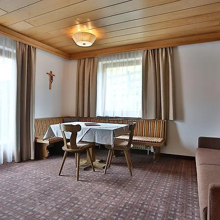 Hotel Panoramahotel Fliesserhof 3*
